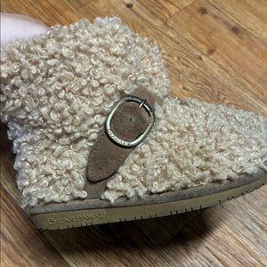 BearPaw Curly Shearling Tan Boots